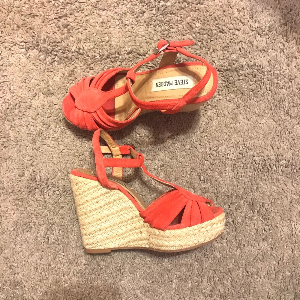 Steve Madden Suede Wedges